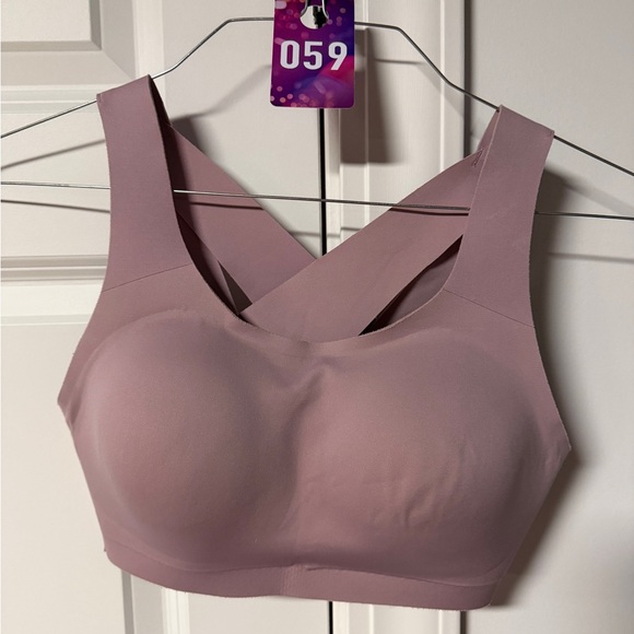 Lululemon Enlite Bra - Picture 4 of 5